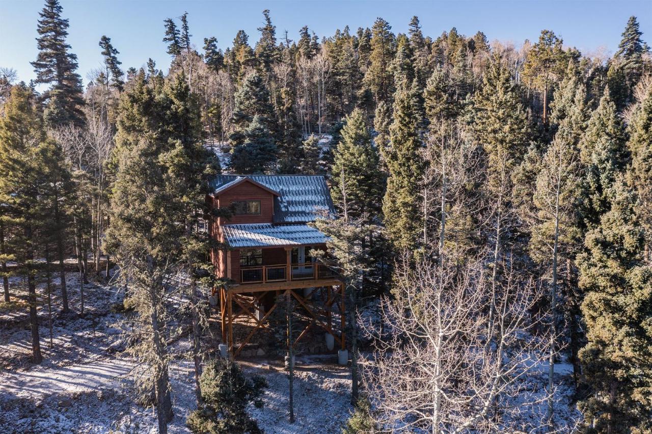 Ridgewalk Treehouse Bed and Breakfast Angel Fire Exteriör bild